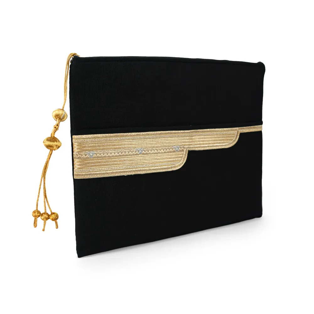 Bisht-Design-Laptop-Sleeve-Zipper-Pouch-PCH-014-Side-View.webp