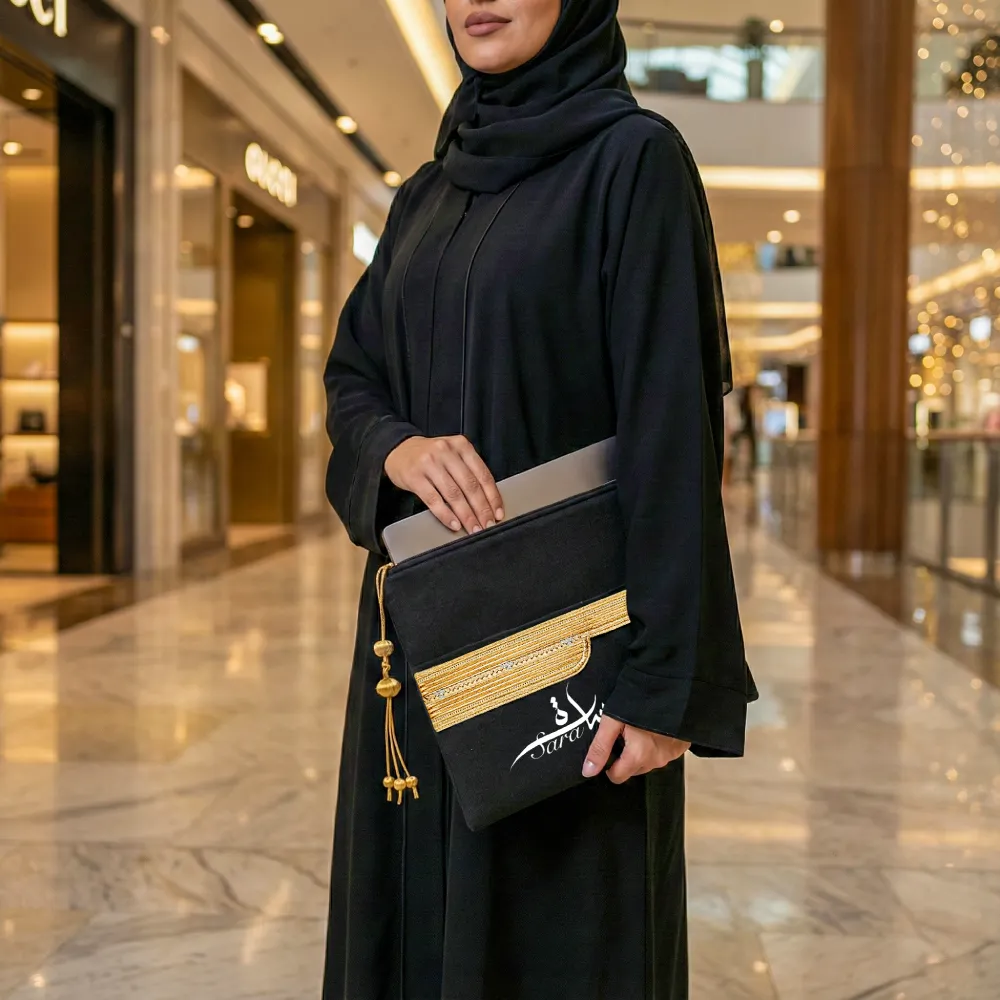 Branding-Bisht-Design-Laptop-Sleeve-Zipper-Pouch-PCH-014-Sample.webp