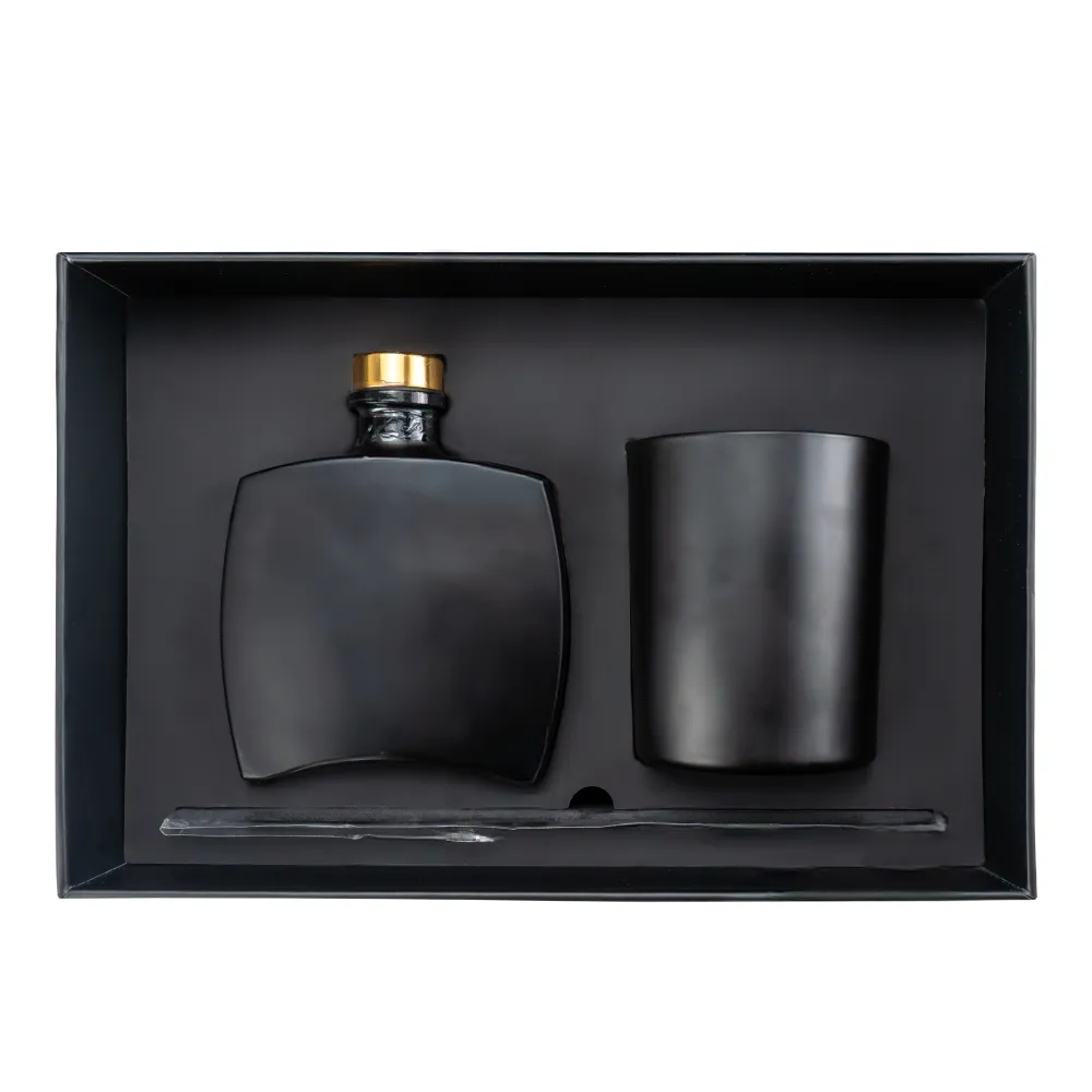 Exclusive-Collection-Giftset-Aroma-Diffuser-and-Candle-GS-064-in-Box.webp