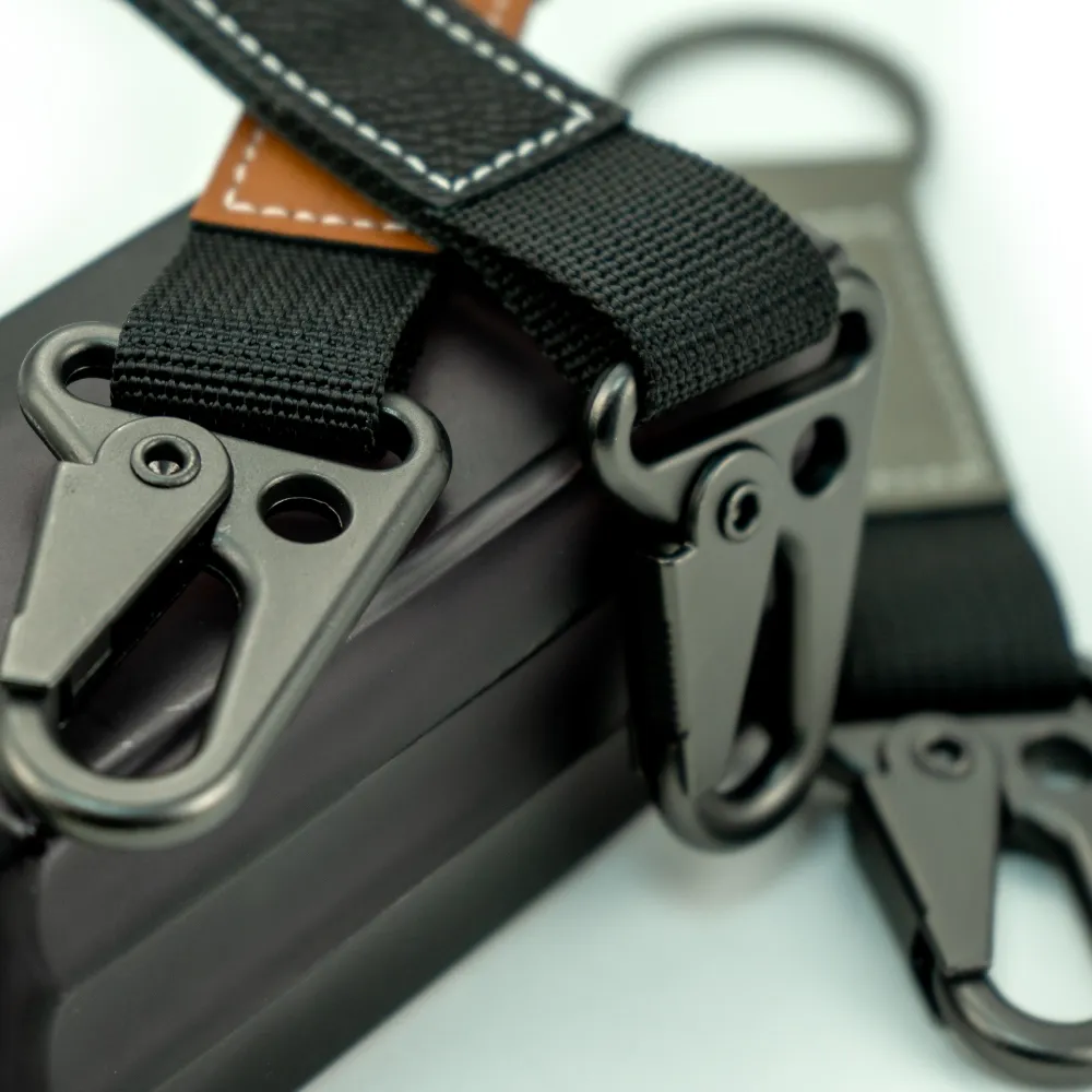 PU-Leather-Keychain-with-Sling-Snap-Hook-KH-16-Zoom-View.webp