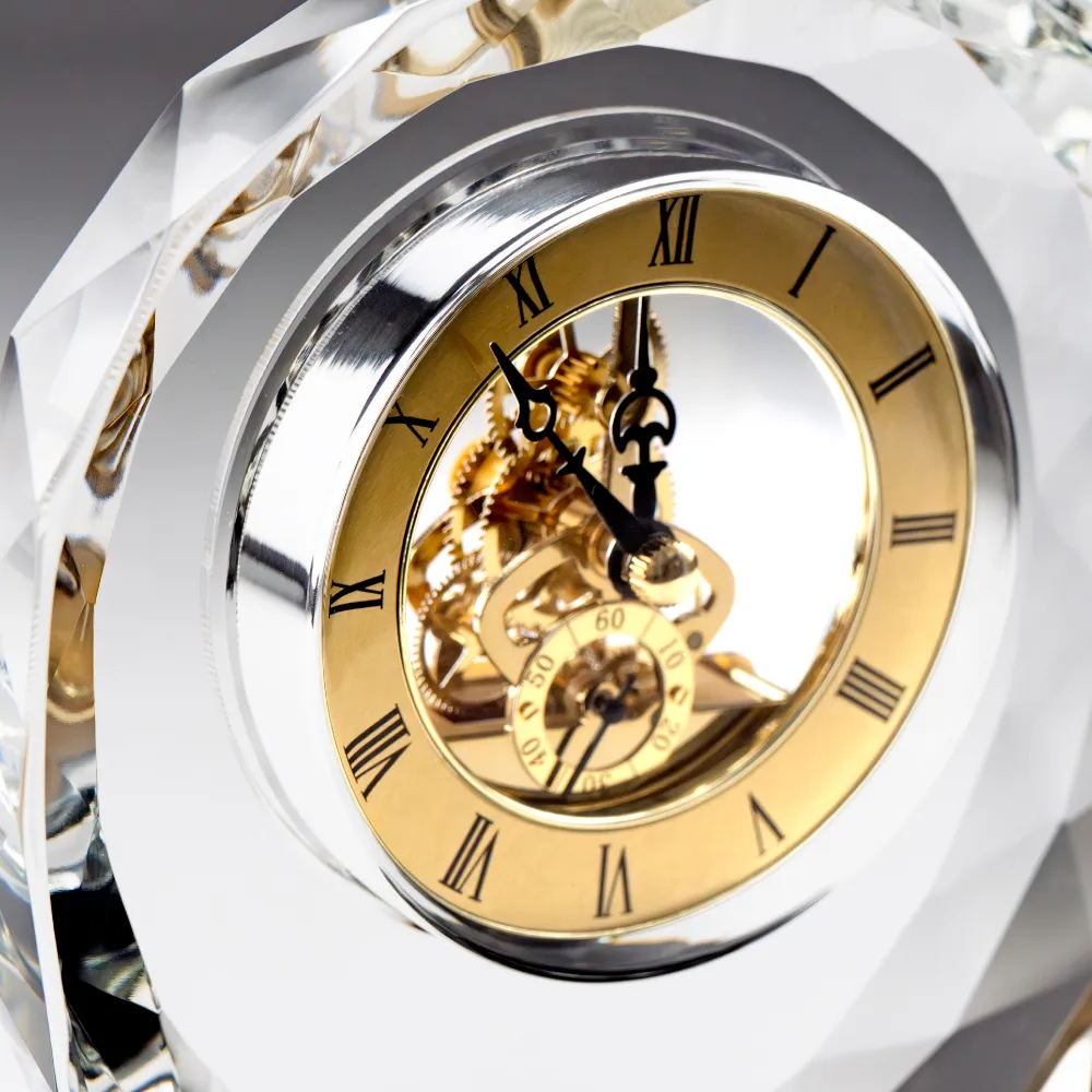Round-Crystal-Clock-Awards-TR-10-Clock-Front-View.webp
